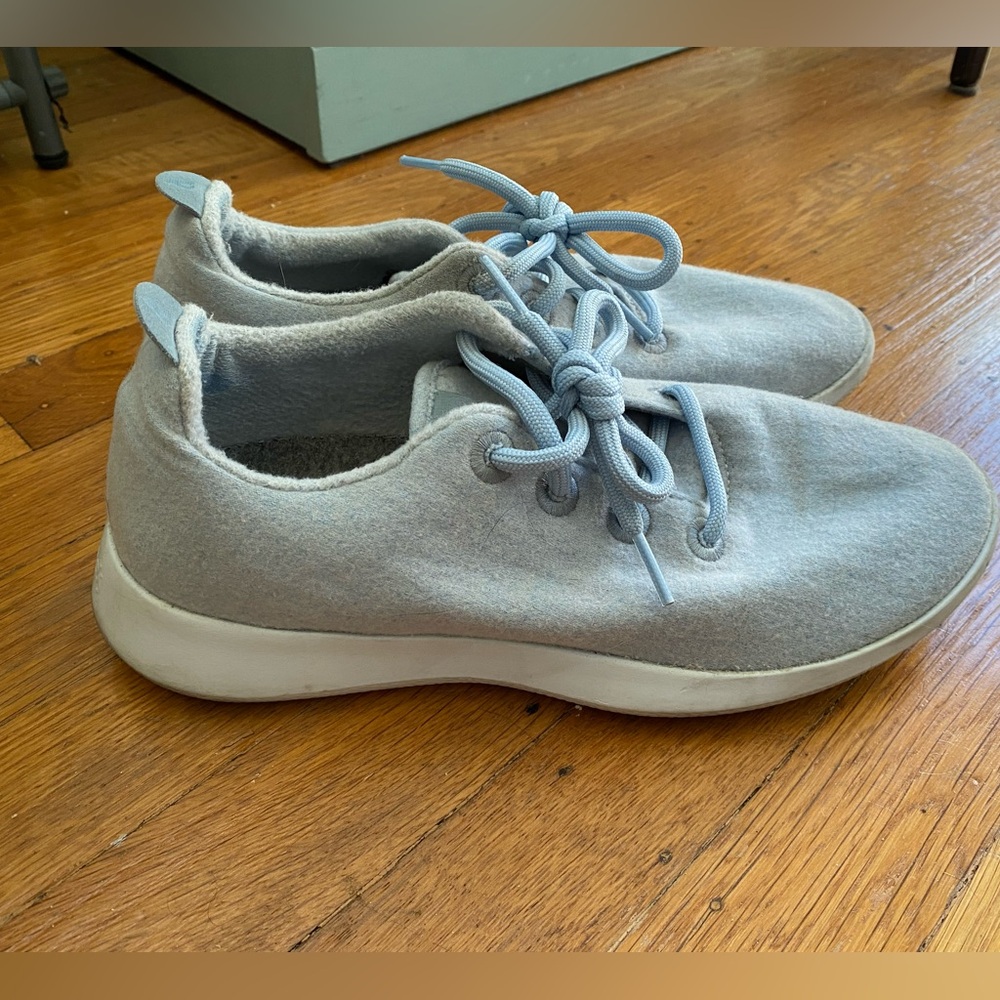Allbirds Women’s Wool Runners Frost (Pale Blue)